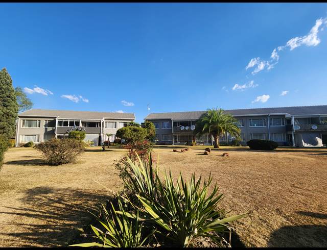 2 BEDROOM FLAT SOLD IN THREE RIVERS PROPER